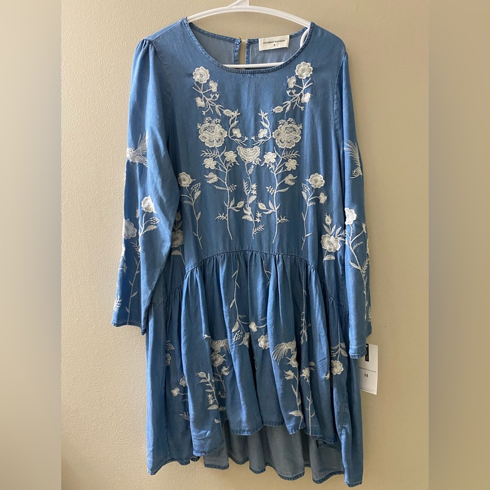 Goodnight Macaroon dress womens size medium chambray embroidered new with tags
